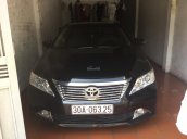 Cần bán Toyota Camry 2.0E năm sản xuất 2013, màu đen