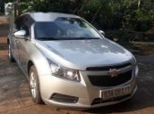 Cần bán xe Chevrolet Cruze LS sản xuất năm 2010, màu bạc, xe nhập số sàn