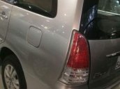 Cần bán xe Toyota Innova G đời 2010, màu bạc, xe gia đình