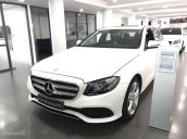 Bán xe chưa lăn bánh, giá xe cũ Mercedes E250 trắng 2018 chính hãng