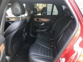 Bán xe Mercedes GLC250 4Matic màu đỏ cũ, chính hãng đời 2016