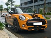 Cần bán gấp xe Mini Cooper 2015, màu vàng xịn, xe chở sếp