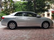 Chính chủ cần bán xe Toyota Corolla altis, đời 2009, màu bạc, số sàn