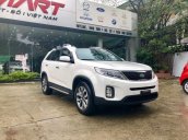 Bán xe Kia Sorento GATH sản xuất năm 2016, màu trắng, giá cạnh tranh