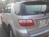 Bán Toyota Fortuner sản xuất năm 2009, màu bạc, 540tr