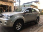 Bán Toyota Fortuner AT năm sản xuất 2009, màu bạc, xe nhập