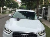 Cần bán gấp Audi Q3 đời 2012, màu trắng