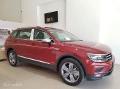 Volkswagen Tiguan Allspace, màu đỏ có sẵn giao ngay, liên hệ: 0931.618.658