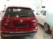 Volkswagen Tiguan Allspace, màu đỏ có sẵn giao ngay, liên hệ: 0931.618.658