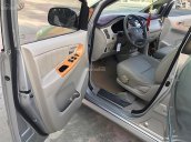 Bán xe cũ Toyota Innova V 2009, màu bạc