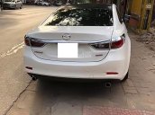 Bán xe Mazda 6 2.0 màu trắng, sản xuất 2015, đăng ký T12/2015, vẫn còn mới