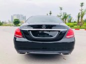 Cần bán gấp Mercedes C250 Eclusive đời 2015, màu đen