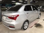 Bán Grand i10 Sedan 1.2MT bản gia đình màu bạc số sàn sản xuất 2018 biển Sài Gòn