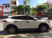 Bán Hyundai Tucson sản xuất năm 2016, màu trắng, xe nhập 