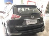 Bán Nissan X trail Premium 2.0 đời 2018, màu đen, xe có sẵn