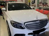 Bán Mercedes C250 đời 2018, màu trắng, nhập khẩu chính chủ