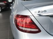 Bán xe Mercedes E200 năm 2018, màu bạc