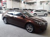 Bán xe Toyota Altis 1.8 tự động máy xăng, sản xuất 2017, màu nâu