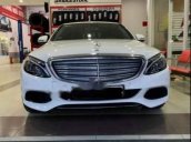 Bán Mercedes C250 đời 2018, màu trắng, nhập khẩu chính chủ