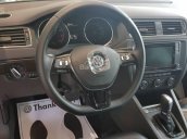 Bán xe Volkswagen Jetta sản xuất năm 2017, màu xám (ghi), nhập khẩu, có sẵn giao ngay và những ưu đãi cực khủng khác