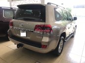 Bán Toyota Land Cruiser VX sản xuất năm 2016, màu vàng, nhập khẩu đăng ký tư nhân