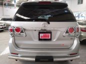 Bán Toyota Fortuner 2.5G 2015, máy dầu, số sàn, mới đi 35.000km, xe cực đẹp, giá thương lượng