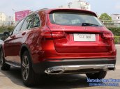 Mercedes GLC 200 hỗ trợ vay cao, tặng bảo hiểm