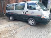 Cần bán lại xe Toyota Hiace năm 2002 màu xanh ngọc, 6 chỗ, 850kg