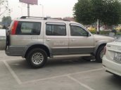 Tôi bán chiếc xe Ford Everest sản xuất tháng 12/2005, màu phấn hồng