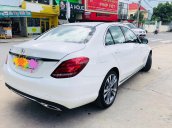 Xe Mercedes C250 sản xuất 2017, màu trắng, nhập khẩu nguyên chiếc số tự động