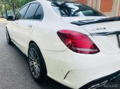 Bán xe Mercedes C300 năm 2017, màu trắng