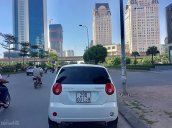 Bán Chevrolet Spark LS sản xuất năm 2011, màu trắng, chính chủ