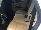 Bán xe Porsche Cayenne sx 2014, màu trắng