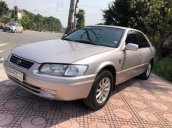 Bán xe Toyota Camry 3.0 MT năm sản xuất 2000, xe nhập còn mới, 220 triệu