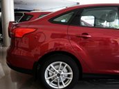 Bán Ford Focus 1.5 AT đời 2018, màu đỏ giá cạnh tranh