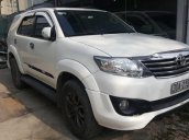 Bán xe cũ Toyota Fortuner AT sản xuất năm 2014, màu trắng