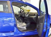 Cần bán xe Chevrolet Spark sản xuất năm 2018, màu xanh lam