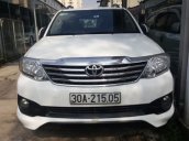 Bán xe cũ Toyota Fortuner AT sản xuất năm 2014, màu trắng