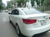 Cần bán lại xe Kia Forte sản xuất năm 2011, màu trắng