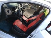 Bán xe Hyundai i10 đời 2010, màu trắng