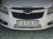 Cần bán lại xe cũ Chevrolet Cruze MT 2011, màu trắng, giá chỉ 325 triệu