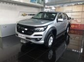 Bán ô tô Chevrolet Colorado đời 2018, màu bạc, xe nhập 