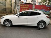 Cần bán xe Mazda 3 năm sản xuất 2015, màu trắng chính chủ