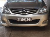 Cần bán Toyota Innova MT 2009, màu bạc