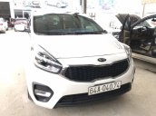 Bán Kia Rondo 2.0MT màu trắng, số sàn, sản xuất 2017, biển tỉnh đi 52000km