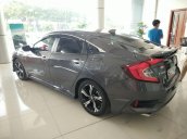 Honda Civic 2018 1.5L Tubor, giao ngay trước Tết