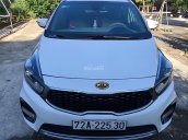 Bán Kia Rondo GAT 2017, màu trắng số tự động, 605tr