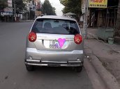 Cần bán Chevrolet Spark Van 0.8 MT 2011, màu bạc, giá tốt