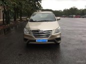 Bán ô tô Toyota Innova 2.0E năm sản xuất 2014, màu vàng, chính chủ 