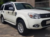 Cần tiền bán Ford Everest 2014, số sàn, máy dầu, màu trắng